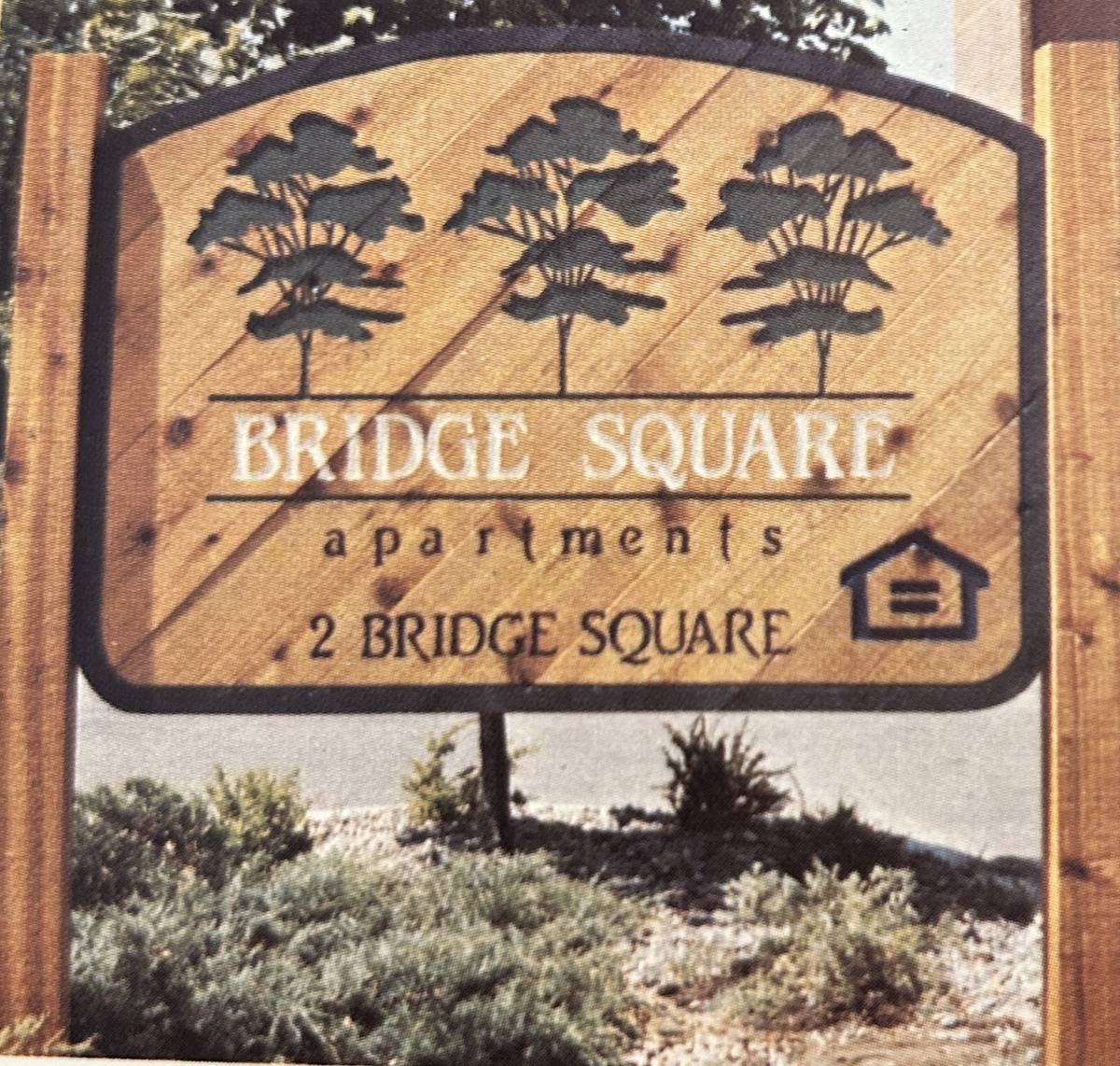 Bridge Square Apartments sign, Des Moines Iowa