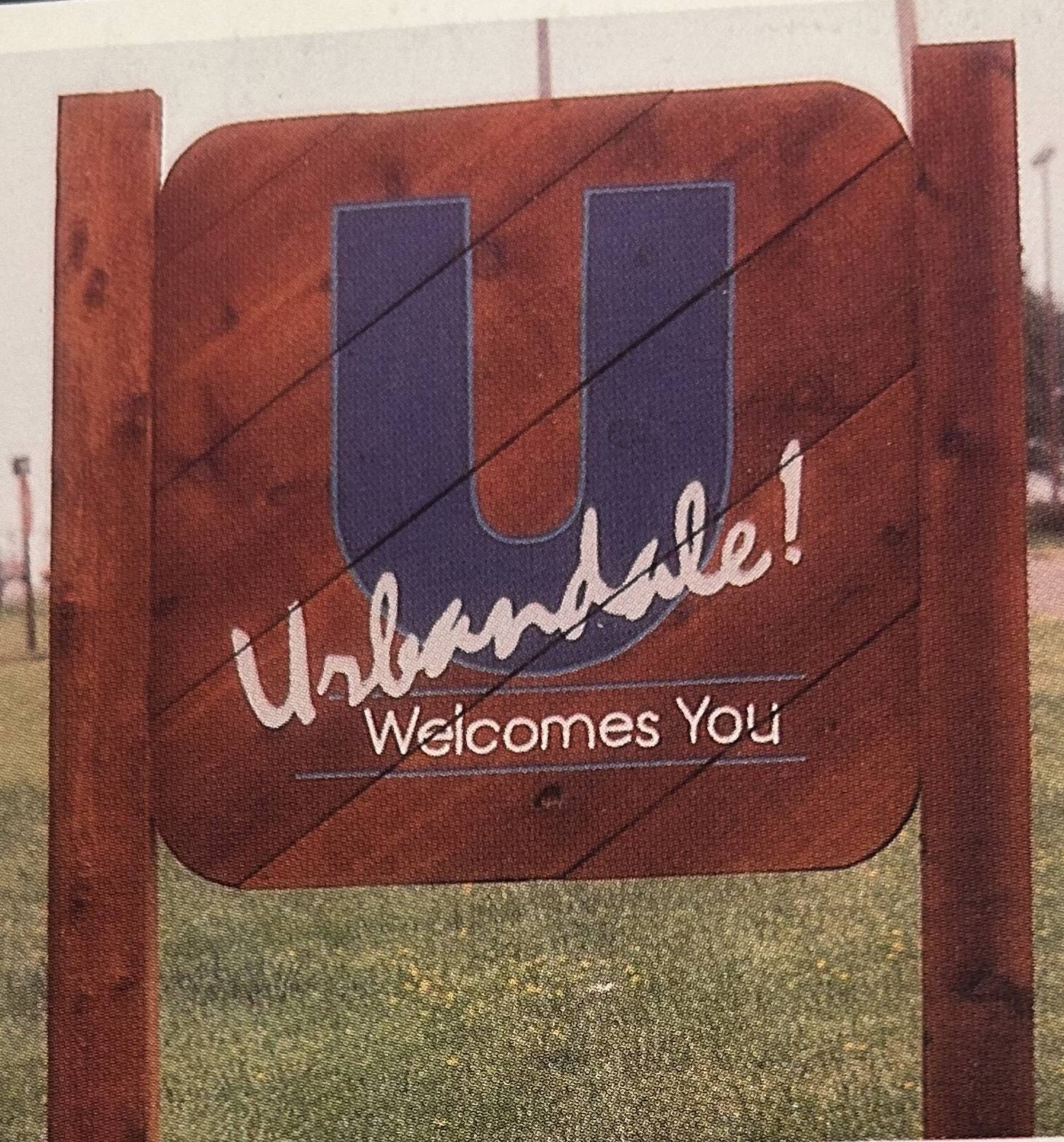 Urbandale Iowa city gateway welcome sign